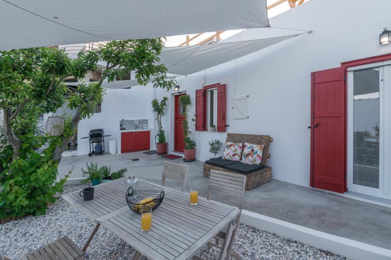 Milos Guesthouse Triovasalos Exterior photo